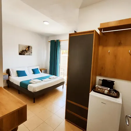 Siempre Viva 3* Dhërmi